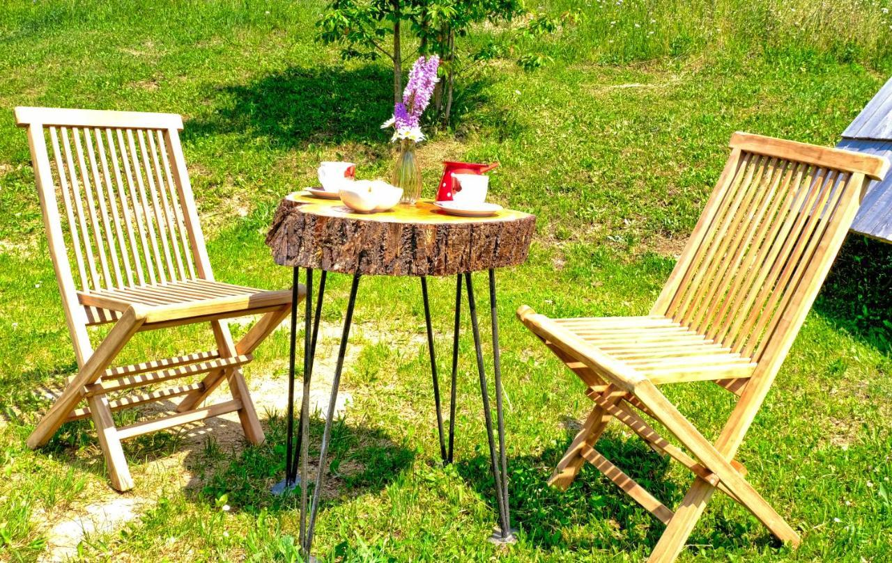 Hotel Glamping Brodej à Vitanje Extérieur photo