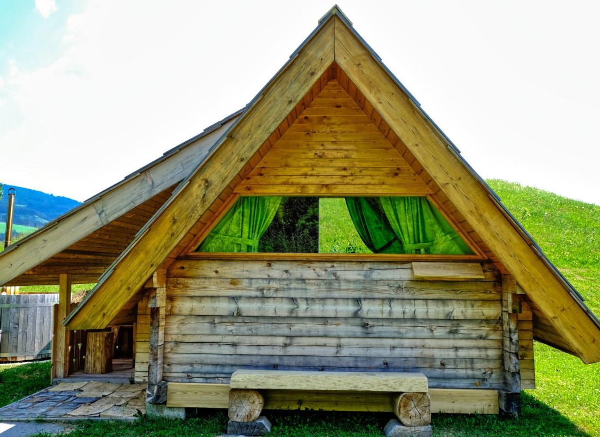Hotel Glamping Brodej à Vitanje Extérieur photo