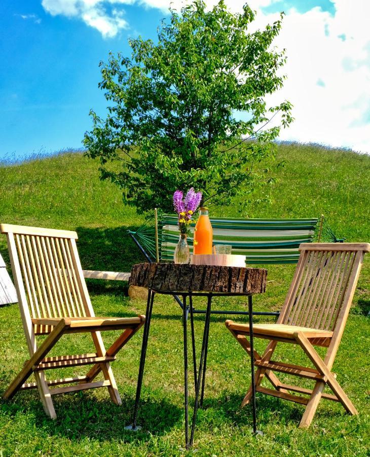 Hotel Glamping Brodej à Vitanje Extérieur photo