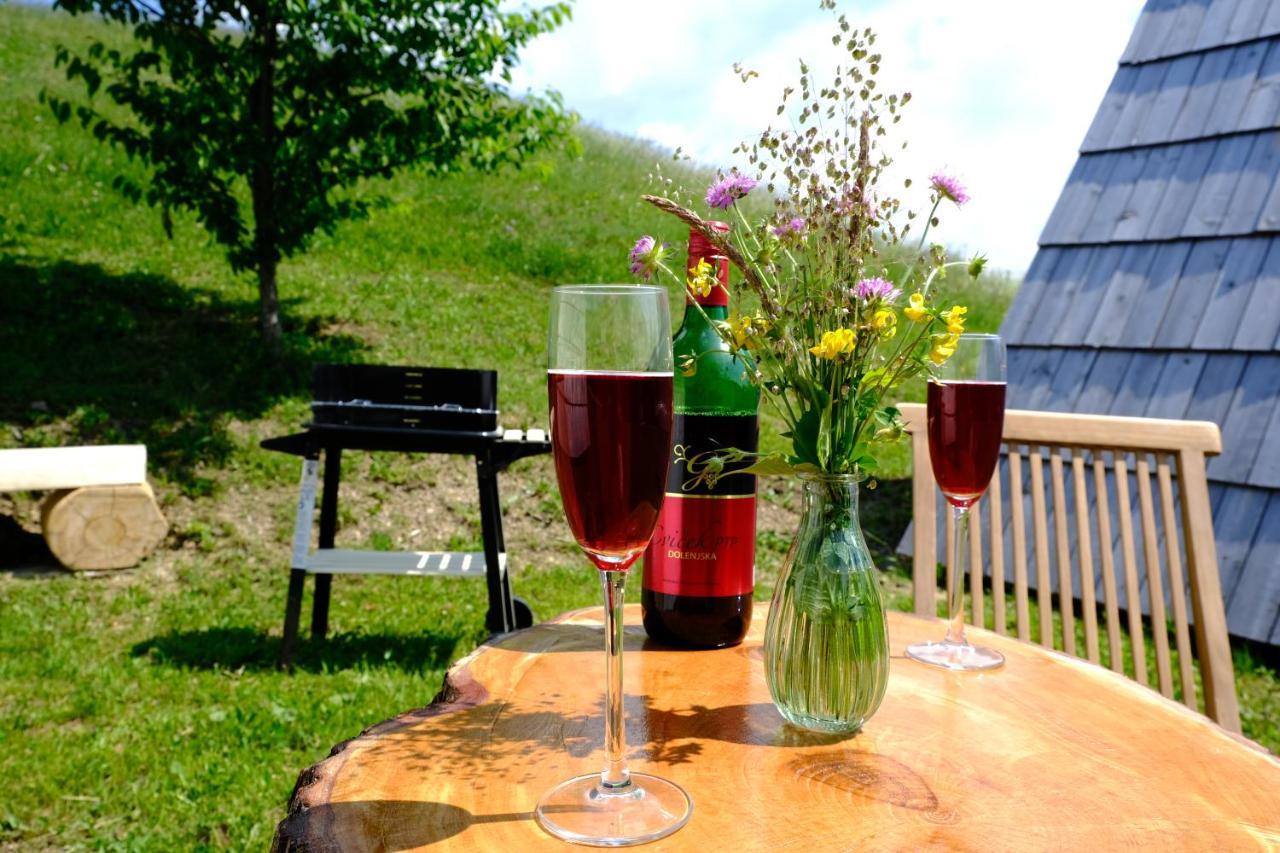 Hotel Glamping Brodej à Vitanje Extérieur photo