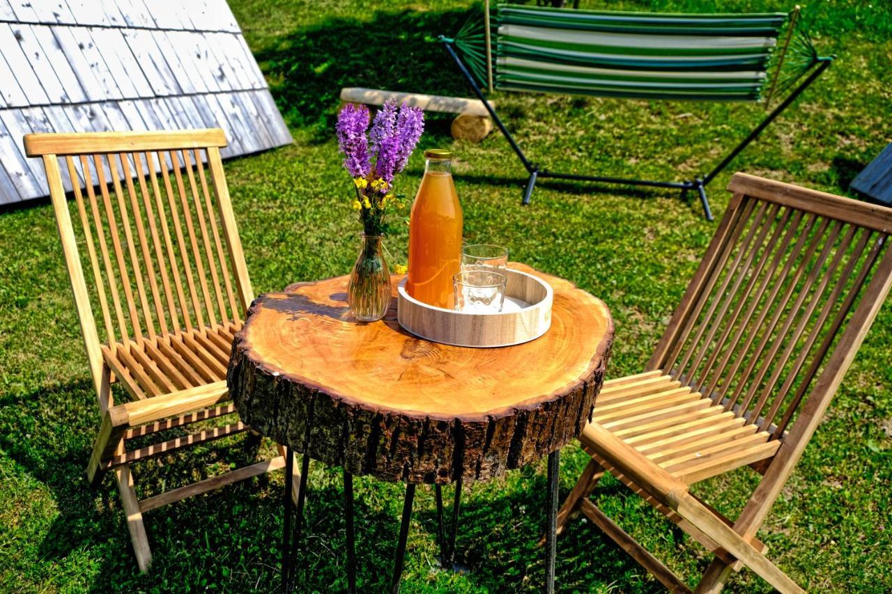 Hotel Glamping Brodej à Vitanje Extérieur photo