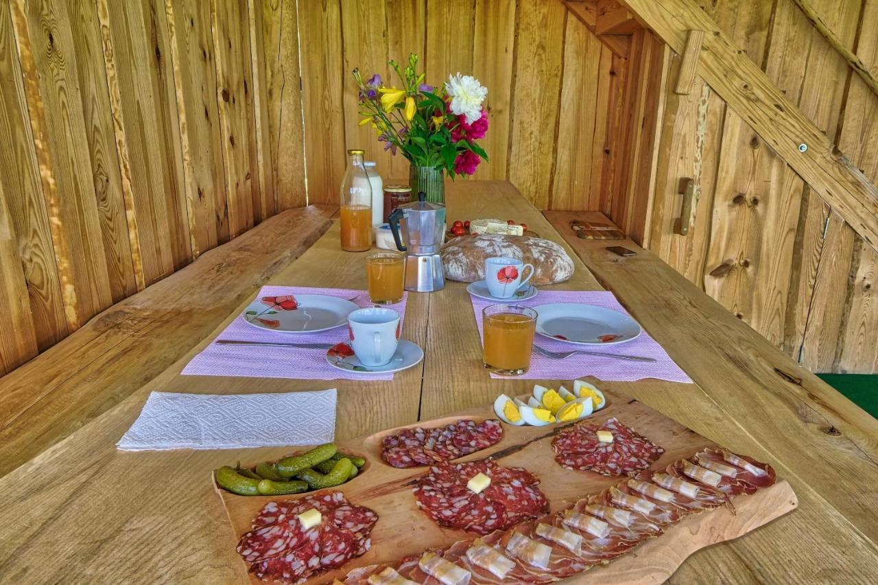 Hotel Glamping Brodej à Vitanje Extérieur photo