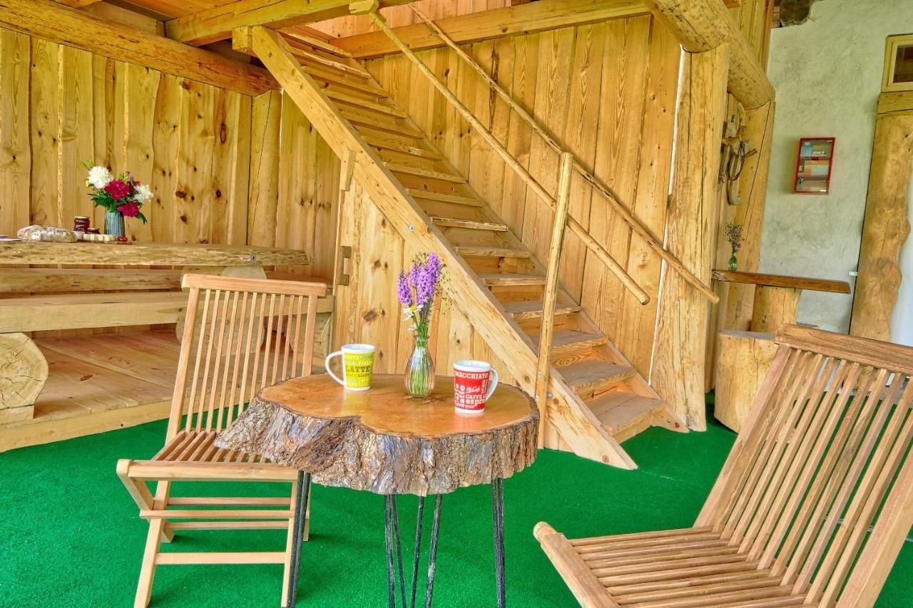Hotel Glamping Brodej à Vitanje Extérieur photo
