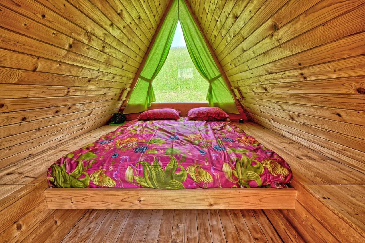Hotel Glamping Brodej à Vitanje Extérieur photo