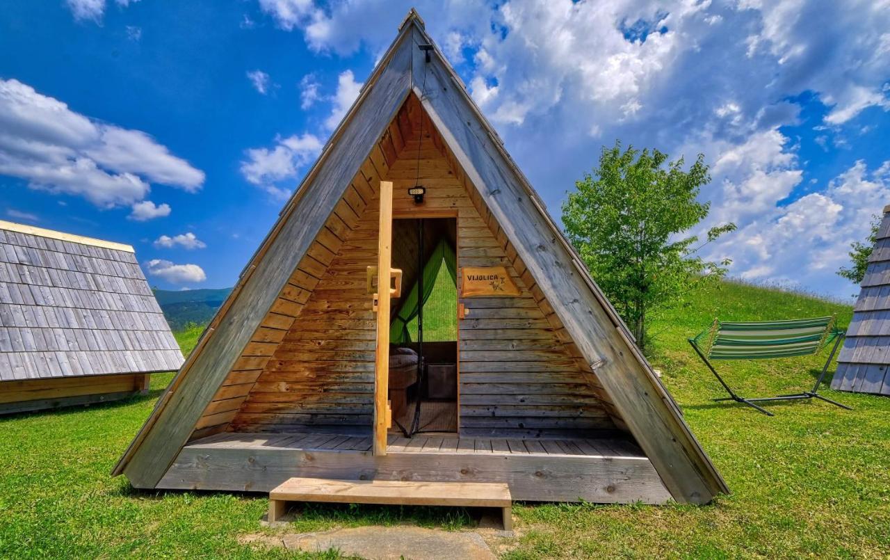 Hotel Glamping Brodej à Vitanje Extérieur photo